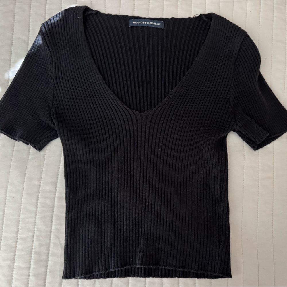 Brandy Melville crop top